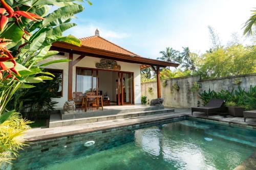 Kaki Uma Villa