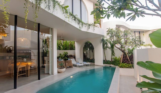 Kona Resort Pererenan F in Badung