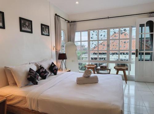 Legian Beach House Apartment's And Studio