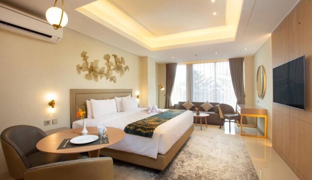 Louis Kienne Reserve Cikarang in Cikarang