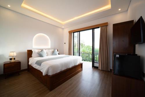 Lunaire Guest House