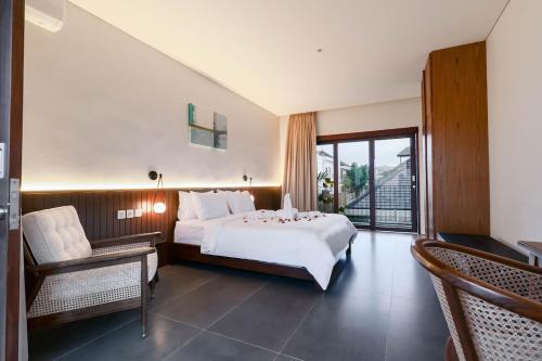 Luxury 4BR Private Pool Villa, Serene Lux Jimbaran in Jimbaran
