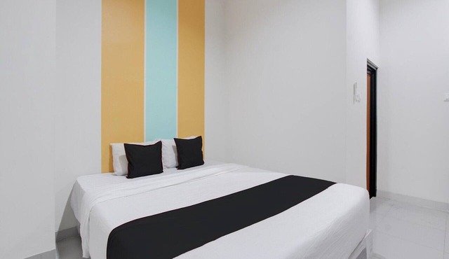 Maguwoharjo Deluxe Double Stay