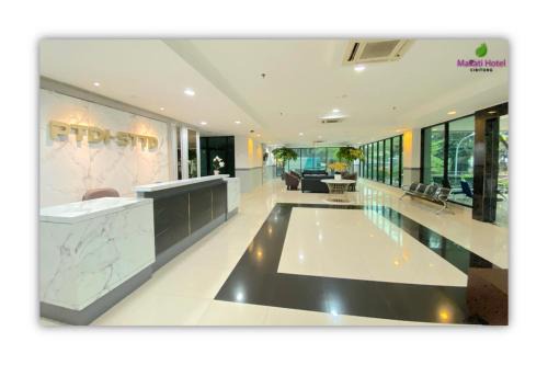 Makati Hotel Cibitung in Cibuntu