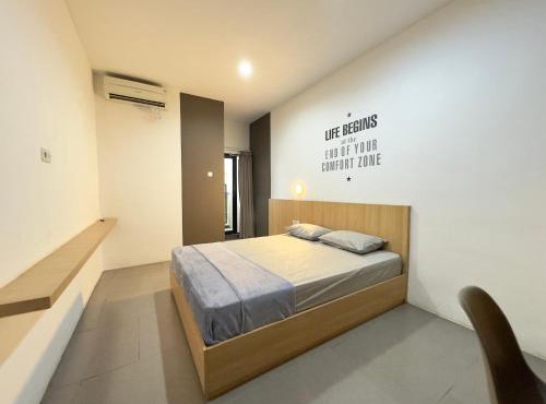 Maxley Suites Dormitory C1 in Cilandak