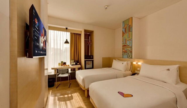 MaxOneHotels Premier Melawai