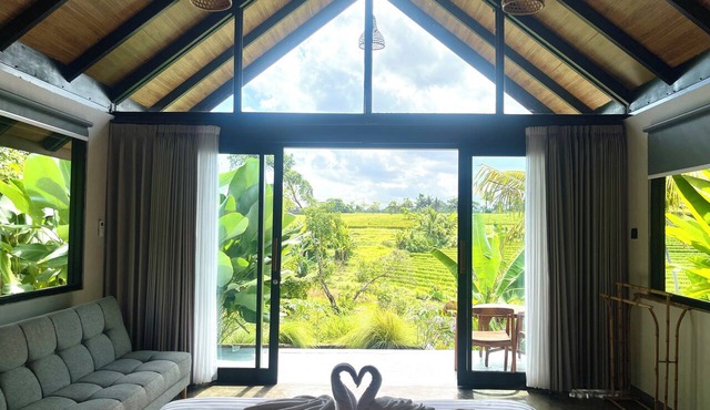MAXY Guest House
