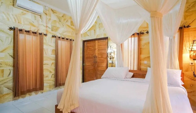 Mejan Beach Home Stay