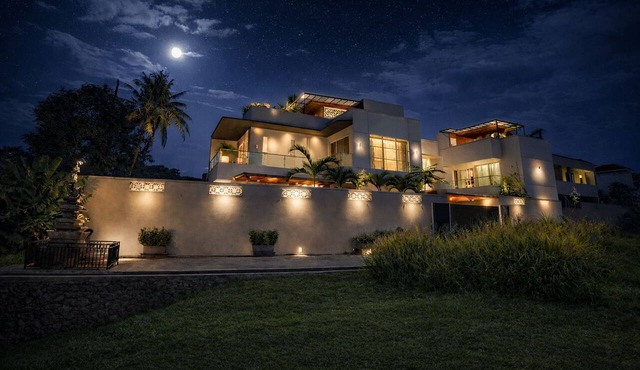 Modern Luxury 6Br Villa In Canggu - Rooftop - Ricefields - Large Groups in Tabanan