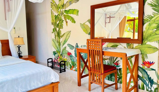 Modern room with beautiful garden in Bali