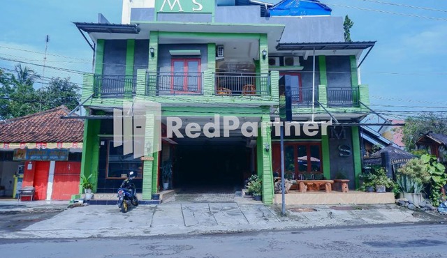 MS Hotel Pangandaran Mitra RedDoorz in Pangandaran