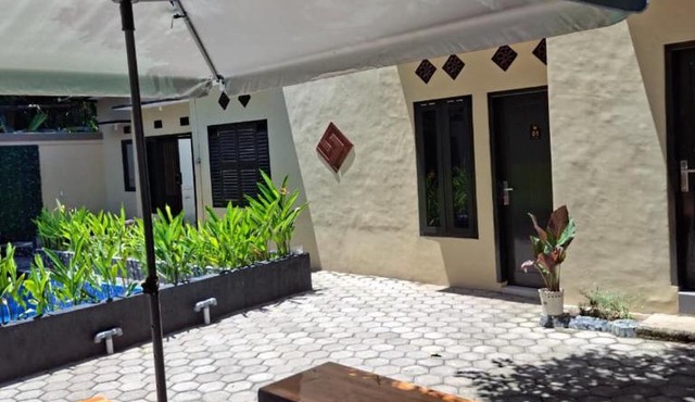 Naila homestay in Giri