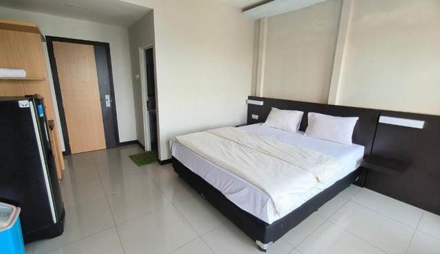 New Bandengan Beach Hotel