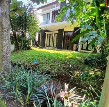Nirwana Homestay Resort Dago Pakar 3 Bedrooms in Bandung