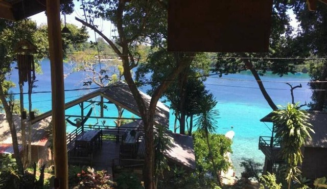 Olala Café & Bungalows has a great location, right on the sea. in Sabang