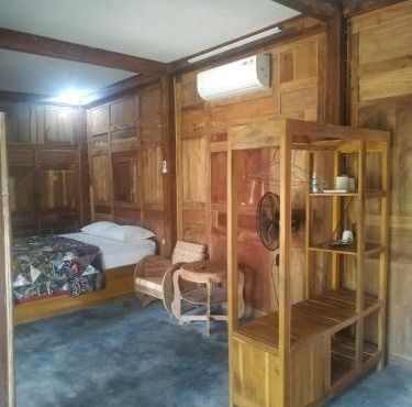 omah kayu jagalan in Magelang