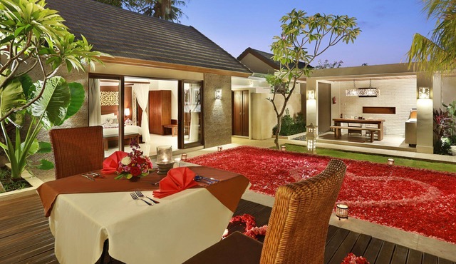 One Bedroom Suite Villa with a private pool only 5 minutes drive to the beach