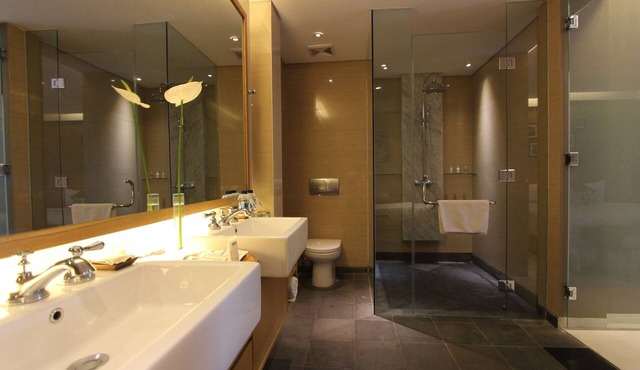 Ossotel Legian Bali