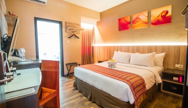 Ox Ville Hotel in Padang