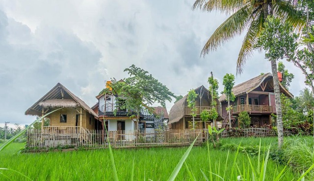 OYO 2196 Edriyan Bungalow in Tetebatu