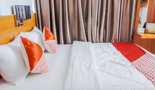 OYO 2199 Mandiri Guest House in Banuhampu