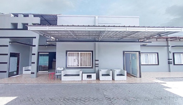 OYO 3175 Rich Homestay in Palu