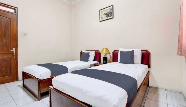 OYO 95023 Hotel Alamanda Garut in Garut