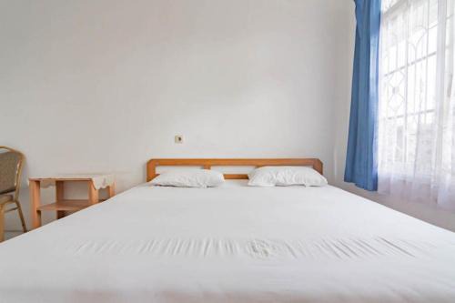 Pall Inn Puncak Mitra RedDoorz in Bogor
