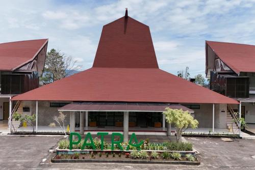 Patra Parapat Hotel in Ambarita