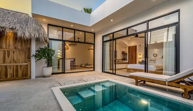 Pecatu Villa - One Bedroom Villa, Sleeps 2 in Pecatu
