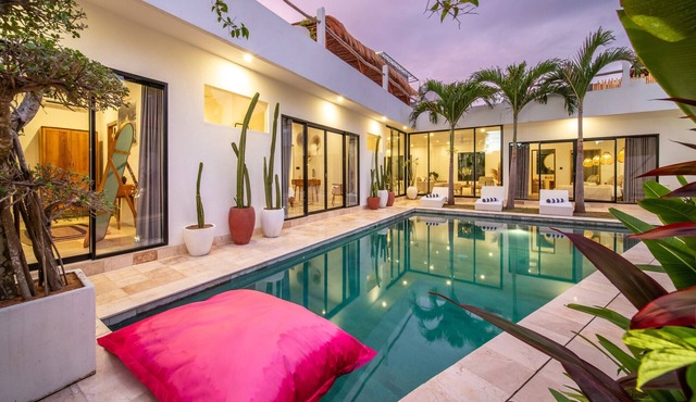 Private Pool Rooftop Sunset Space Three Suites