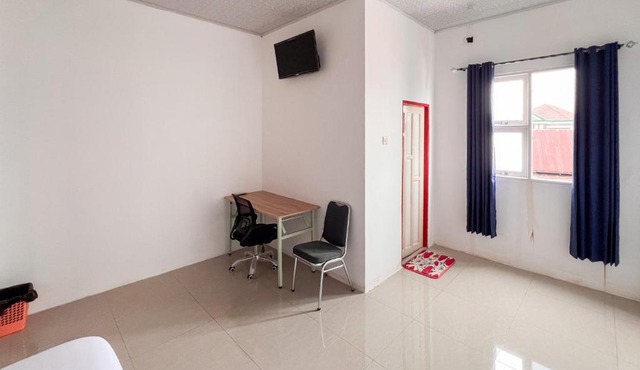 RedDoorz at Ideal Home Banjarmasin in Banjarmasin