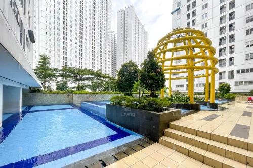 RedLiving Apartemen Bassura City - Gracefull Rooms Tower Dahlia