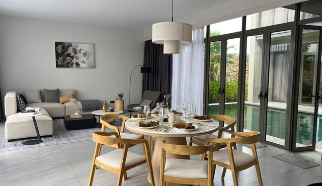 Residence on Opus Bay - Cluny Resorts Villas in Batam