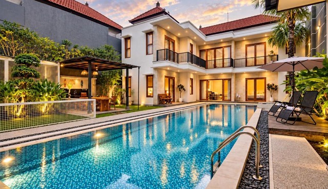 RL Villa Sanur - Modern 4BR Luxury Oasis in Sanur in Sanur