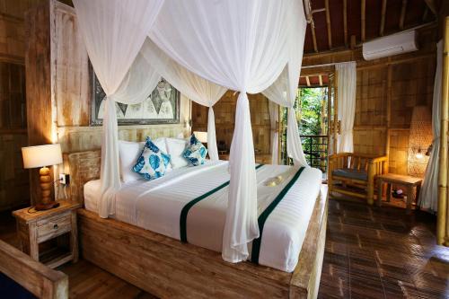 Romantic Bamboo Villa & SPA Ubud
