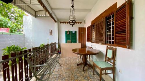 Rumah Betawi Kalipasir