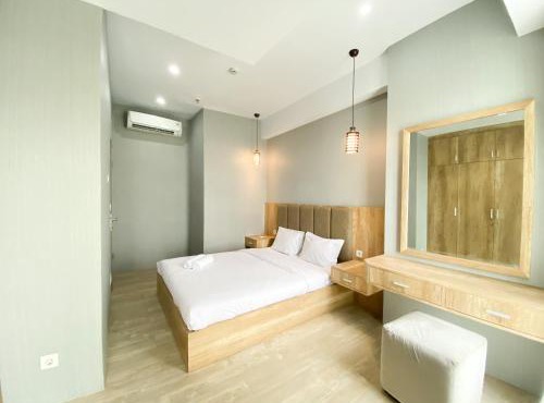 Simply Look and Comfort 1BR Vasanta Innopark Apartment By Travelio in Cikarang