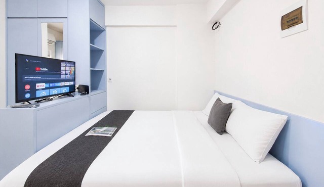 Sky Blue Studio At Apartment Loftvilles City in Tangerang
