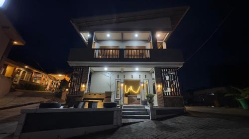 Sky View Bromo Guest House in Ngadisari
