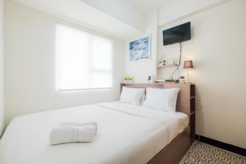 Spacious and Comfortable 2BR Cinere Resort Apartment By Travelio in Depok