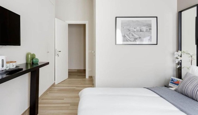 Spacious Private Ensuite Room for 3 people in Jakarta