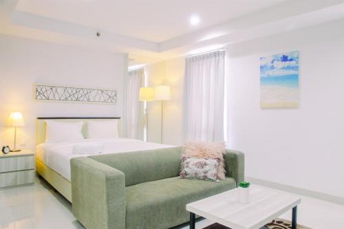 Spacious Studio Apartment @ Azalea Suites By Travelio in Cikarang