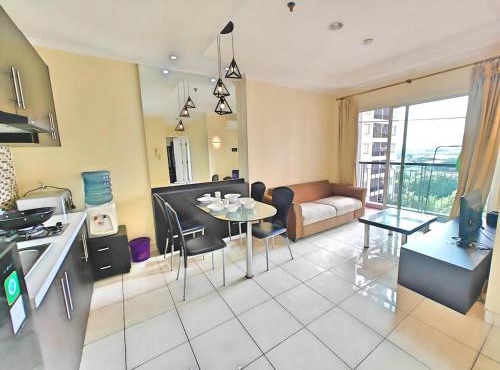 Strategic 2BR Gading MOI Apt Wi-Fi, Pool & Gym