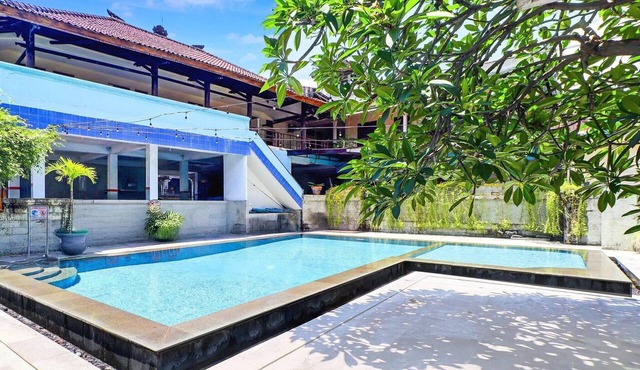 Stylish Twin Stay with Free WiFi Parking and Pool in Bali