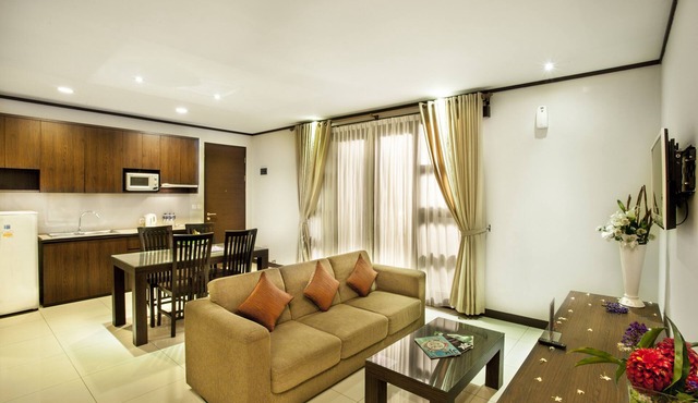 Summer Hills Hotel
