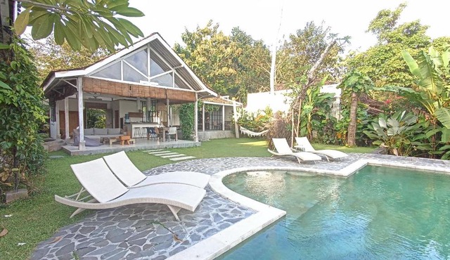 Sun Moon Star Villas in Bangunjiwo
