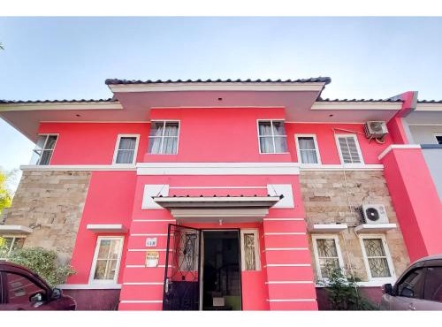Surya Inn Syariah Cikarang RedPartner in Bekasi