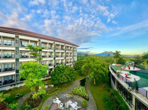 The Green Peak, ARTOTEL Curated in Puncak