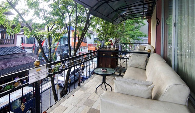 The Legian 777 Guest House in Legian